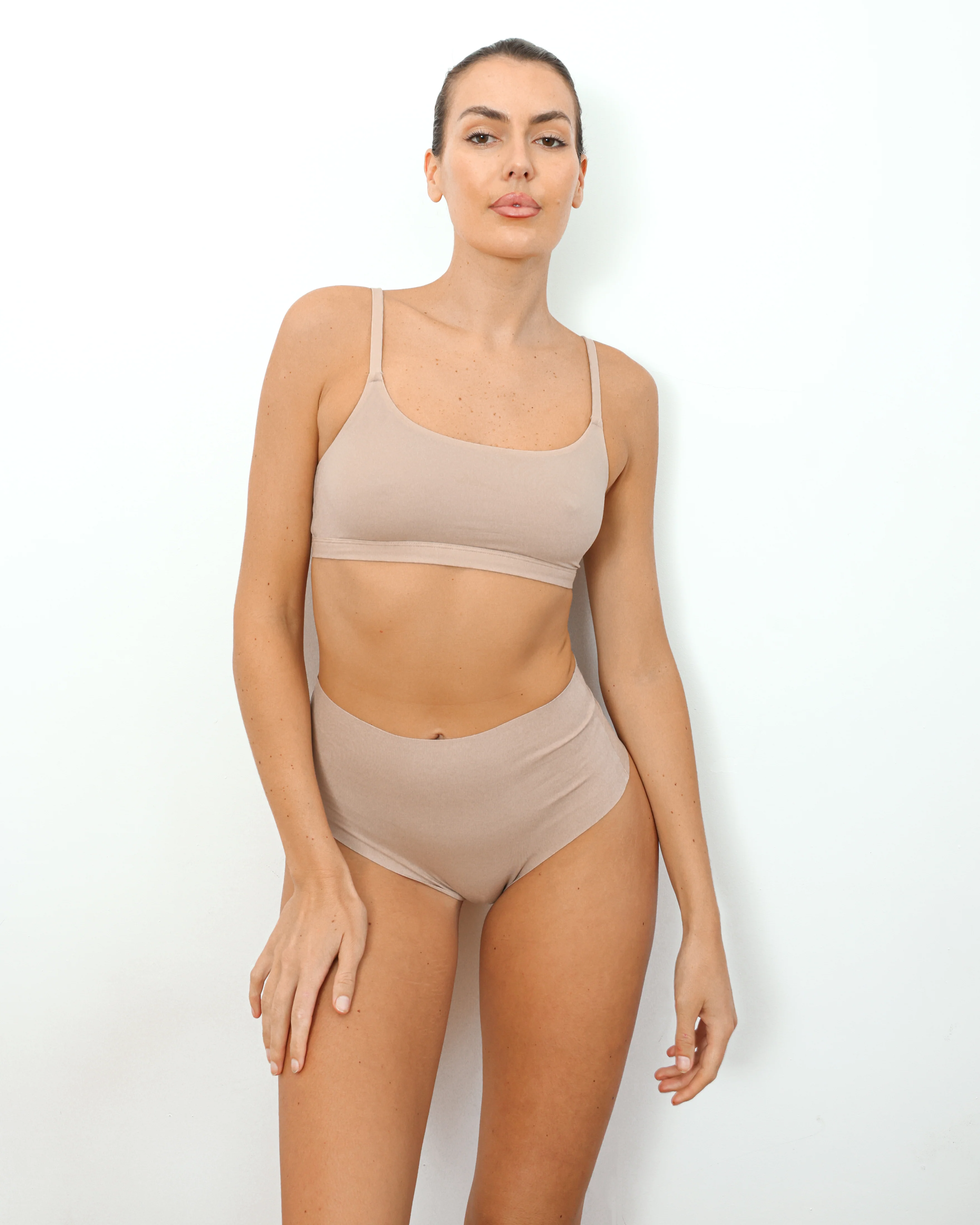 High-Rise Cheeky - Seamless Cotton - Latte - Image 2