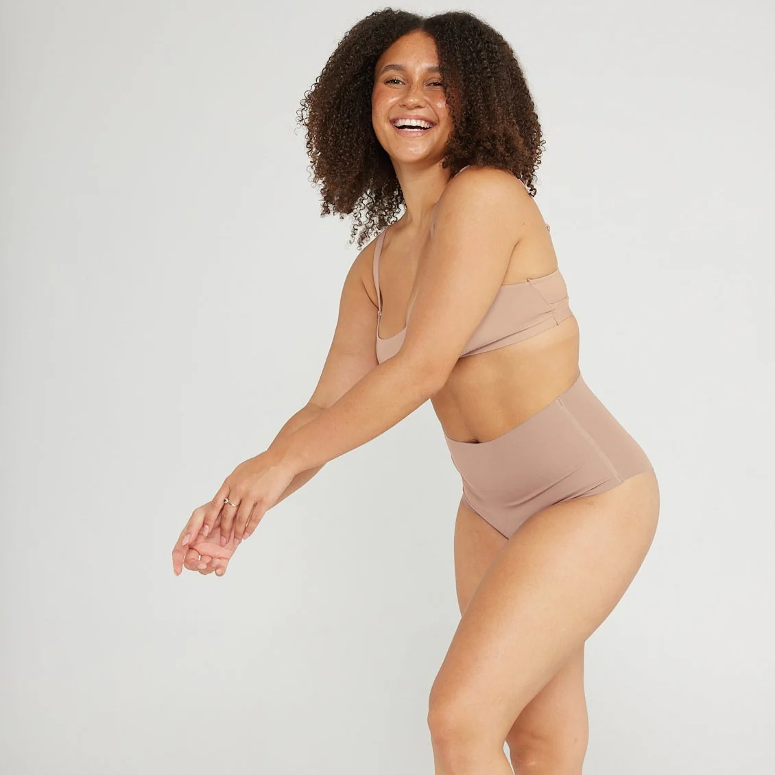 High-Rise Cheeky - Seamless Cotton - Latte - Image 6