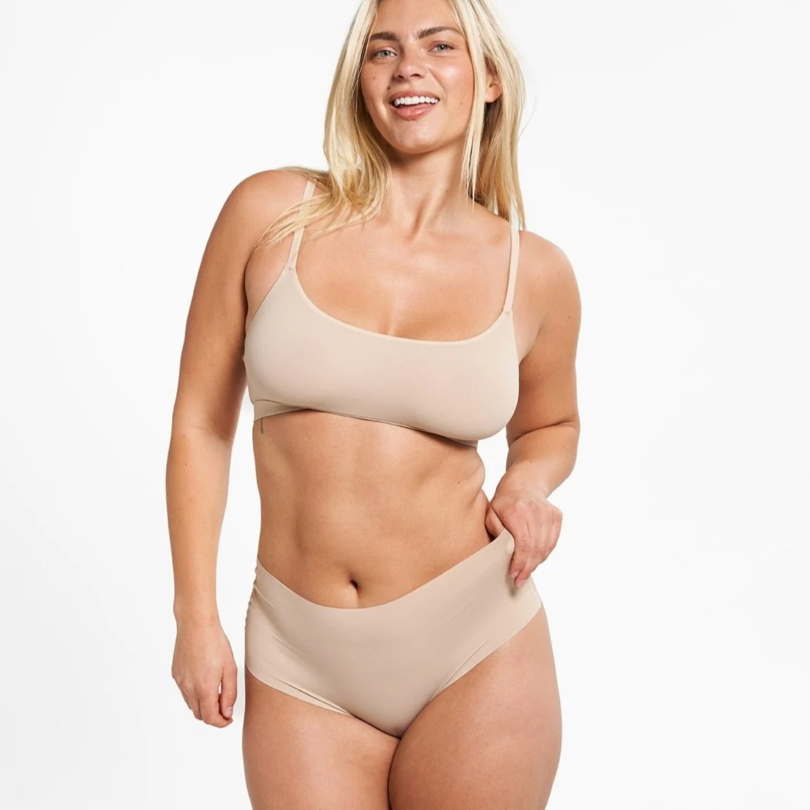 High-Rise Cheeky - Seamless Ultrasmooth 2.0 - Latte - Image 4