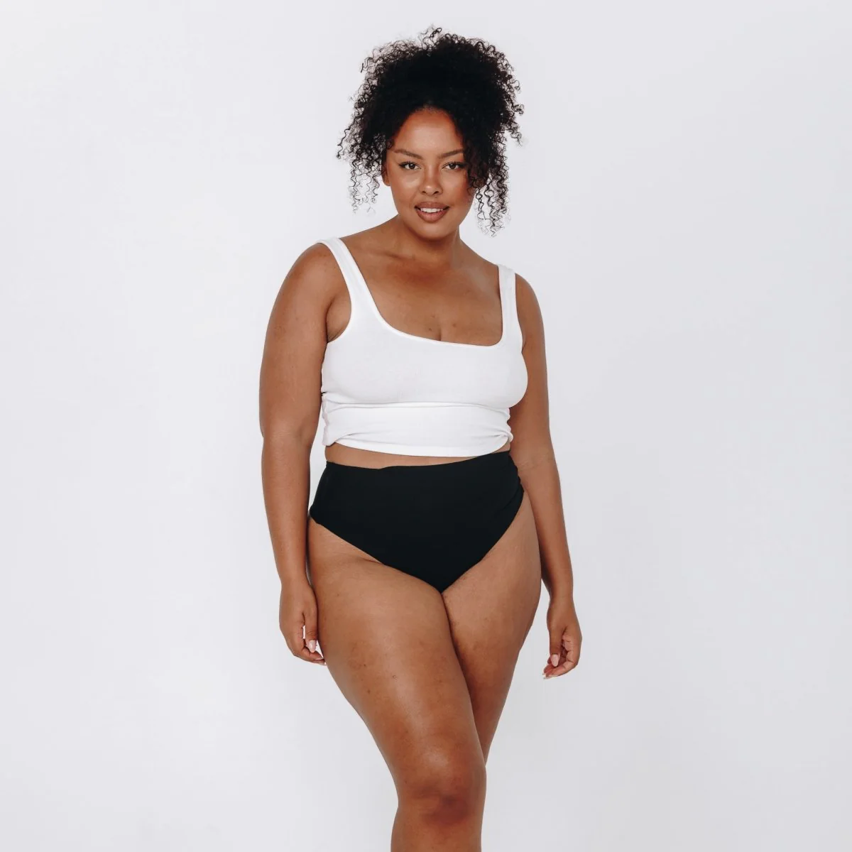 High-Rise Thong - Seamless Cotton - Black - Image 7