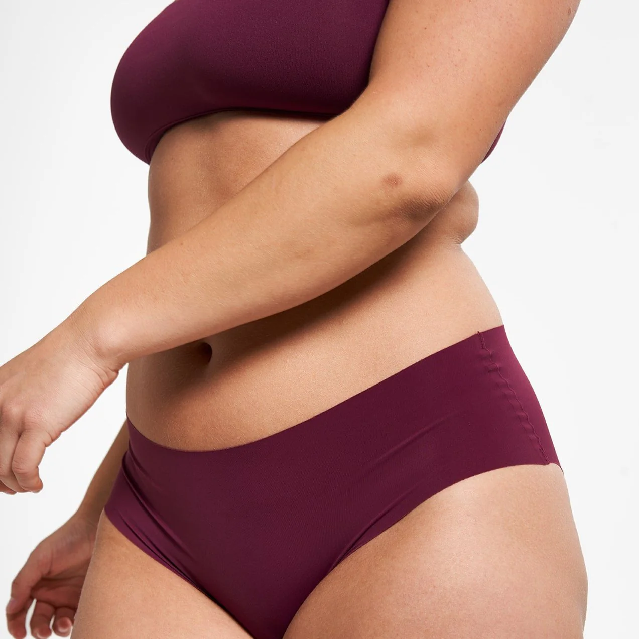 Mid-Rise Bikini Brief - Seamless Ultrasmooth 2.0 - Shiraz - Image 2
