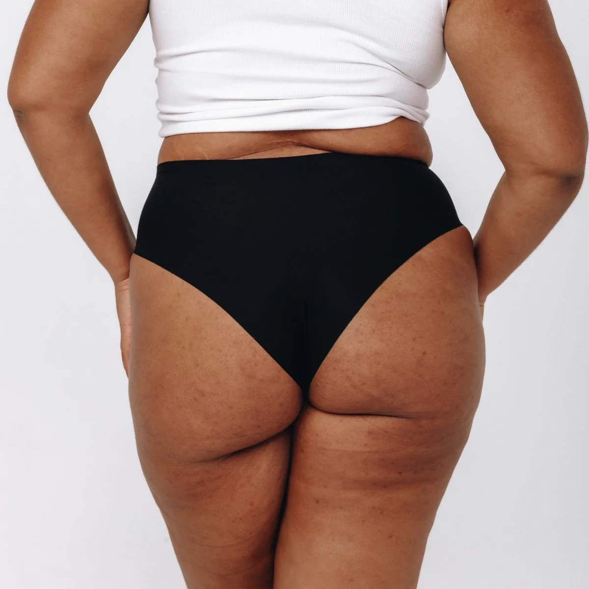 Mid-Rise Cheeky - Seamless Cotton - Black - Image 13