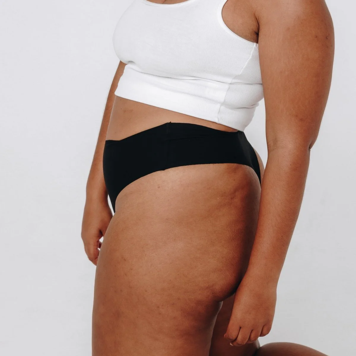 Mid-Rise Thong - Seamless Cotton - Black - Image 12