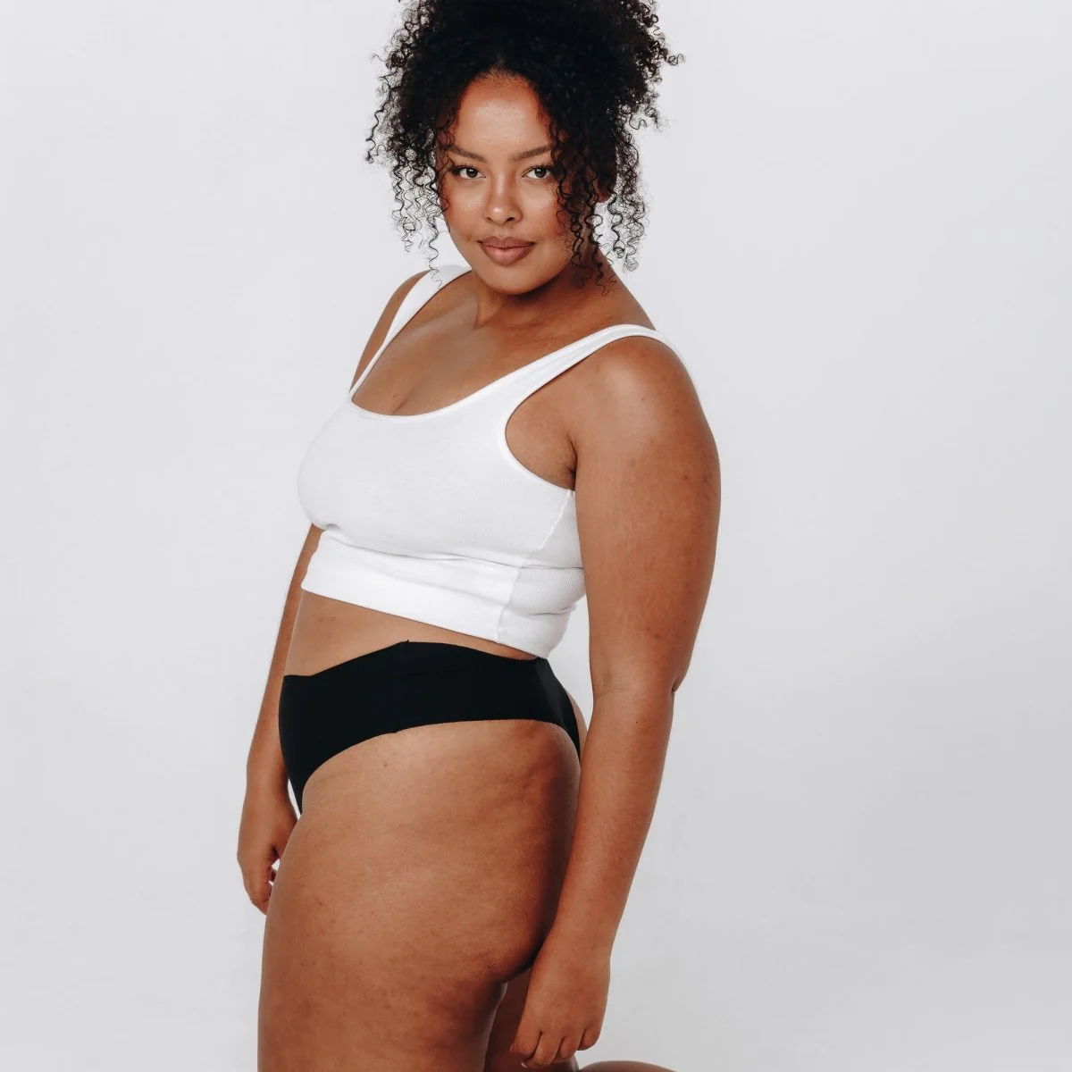 Mid-Rise Thong - Seamless Cotton - Black - Image 7
