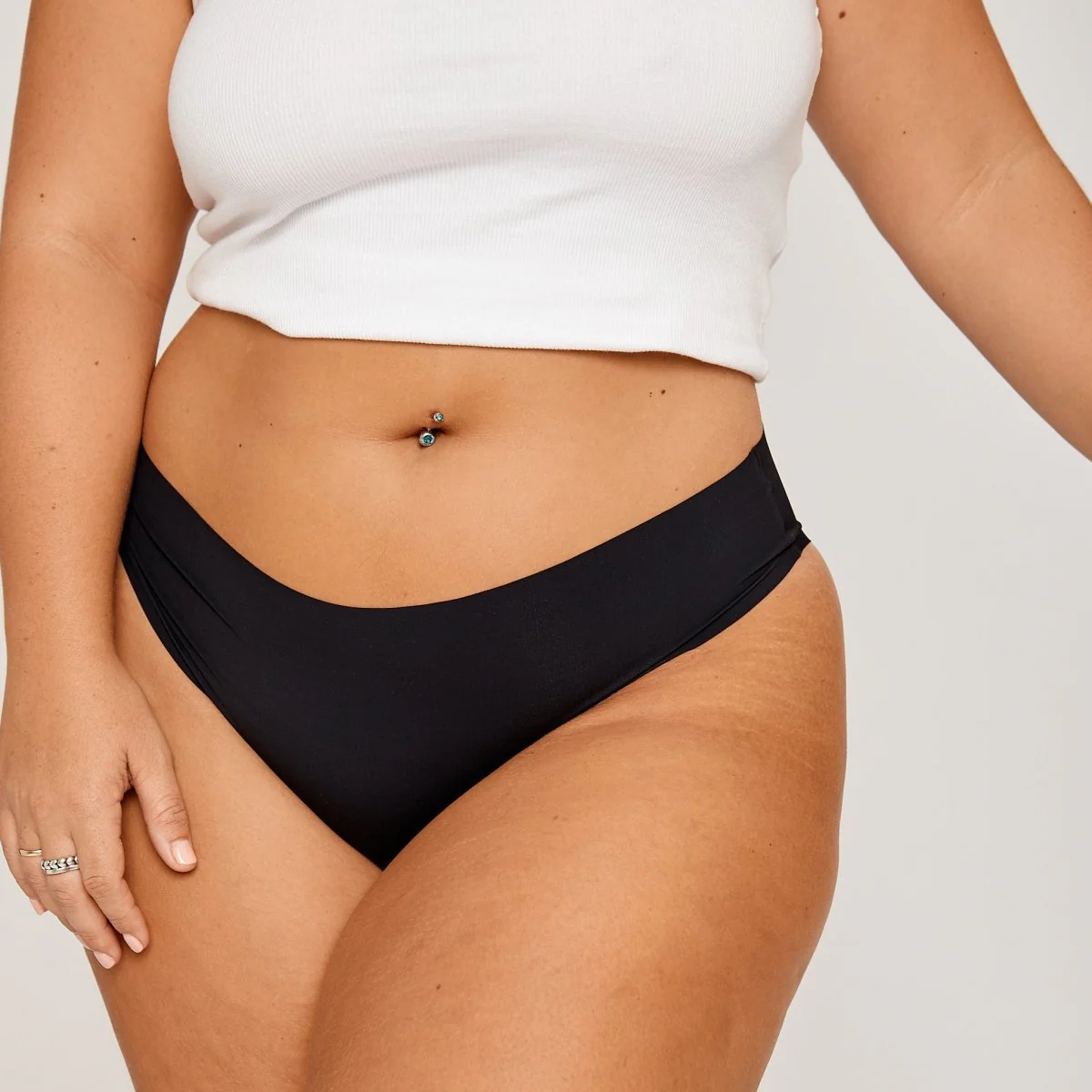 Original-Rise Cheeky - Seamless Ultrasmooth - Black - Image 8